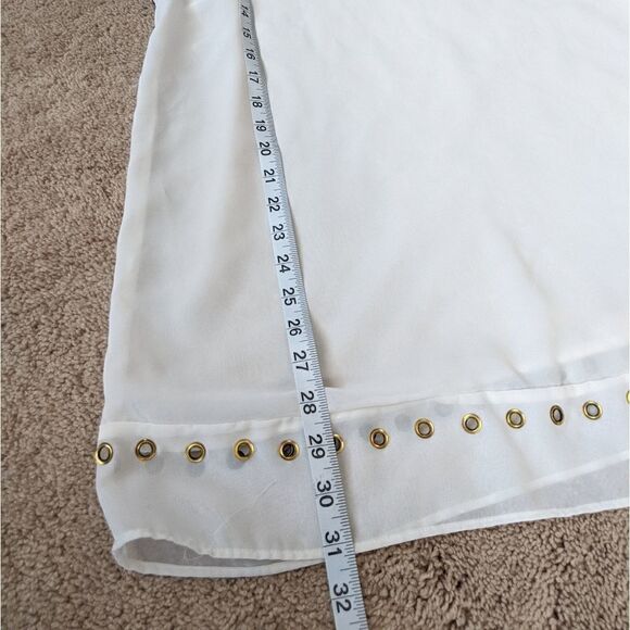 Long white tunic with Rivets - Picture 8 of 8